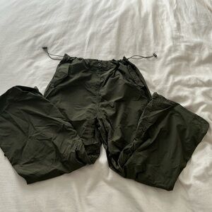 Women's Low Waist Cargo Pants | Amazon | B-olive Green | Small